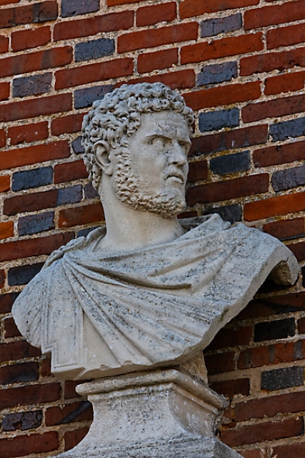 Chateau du Champ de Bataille-292